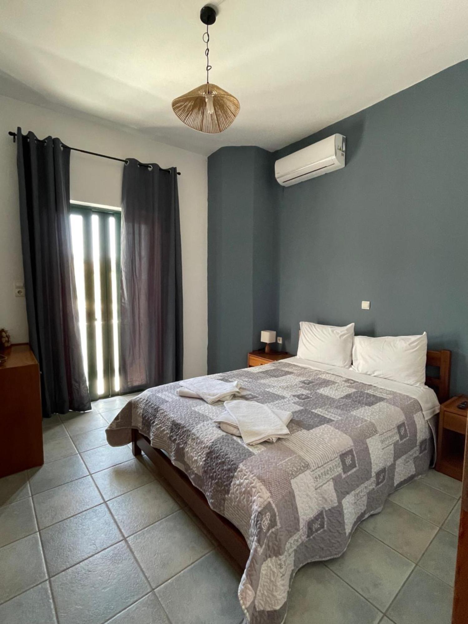 4Seasons Sfakia Apartment Khora Sfakion Exterior photo